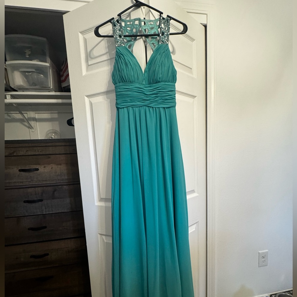 Elegant Teal Evening Gown